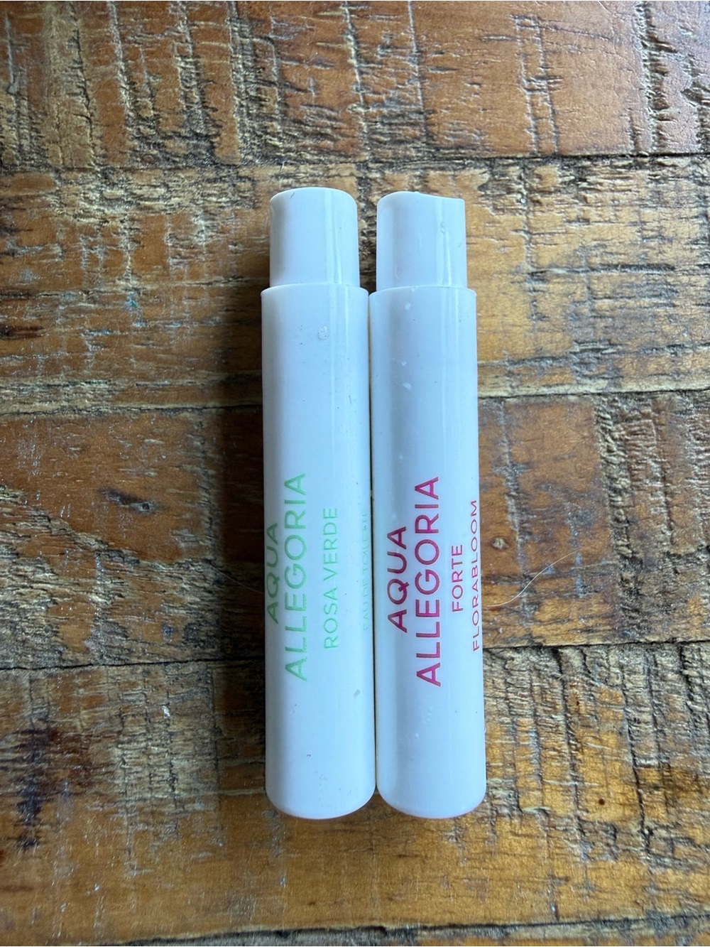 Perfume samples-13 - Picture 4 of 5